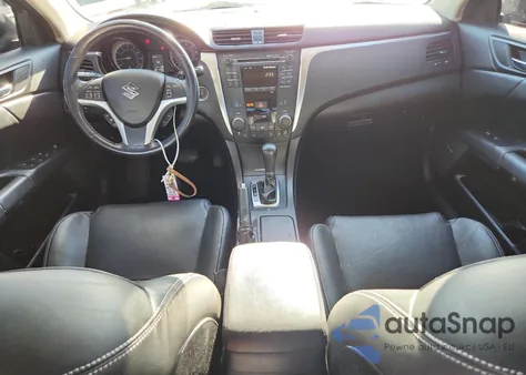 2012 Suzuki Kizashi Sport Sls z USA, uszkodzony, nr VIN JS2RF9A82C6100980